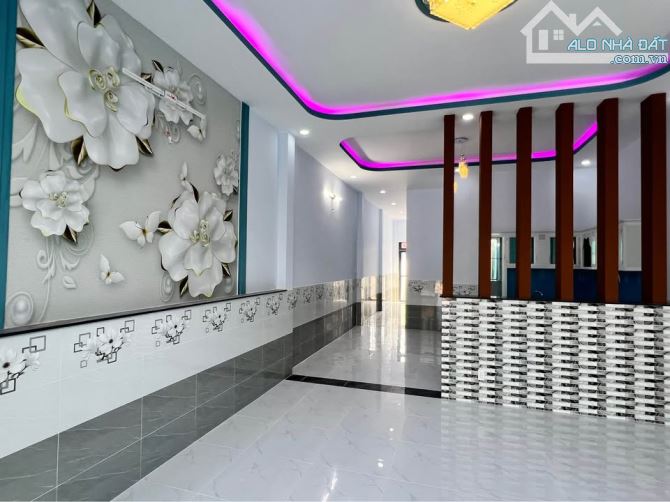 Bán nhà đẹp, sổ hồng riêng nằm ngay khu vực 5 Thị Trấn Đức Hòa, 5x15 (75m2), giá 1ty3, SHR - 3