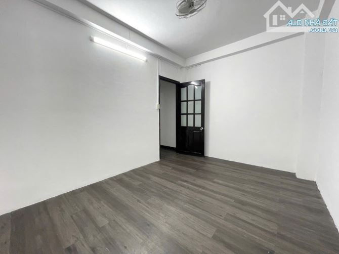 NHÀ MẶT TIỀN GIÁ HẺM - PHÚ NHUẬN - 60m2 - 4 TẦNG - 13 TỎI - 3