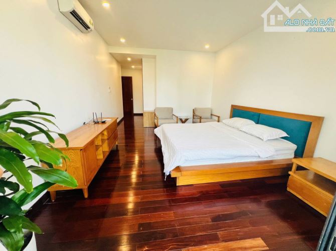 Tôi bán nhà phố LÒ ĐÚC TRẦN KHÁT CHÂN 55m2 5T Thang Máy Ôtô cách nhà ba bước chân SĐCC