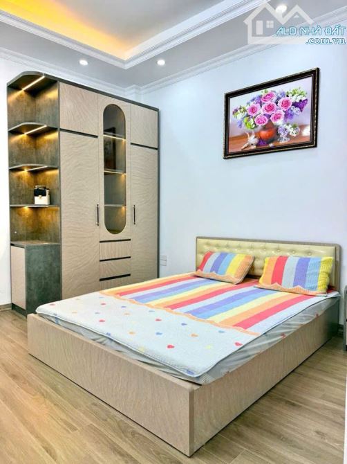 NHÀ ĐẸP MINH KHAI - 50M * 5 TẦNG - NGÕ 3 GÁC - THANG MÁY - 3