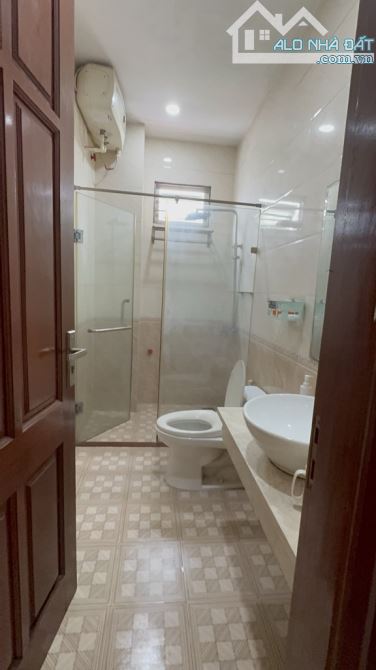 Bán nhà Phạm Văn Đồng, 36m-5tầng,nhà mới ở ngay, nội thất cao cấp, gần công viên Hoà Bình. - 3