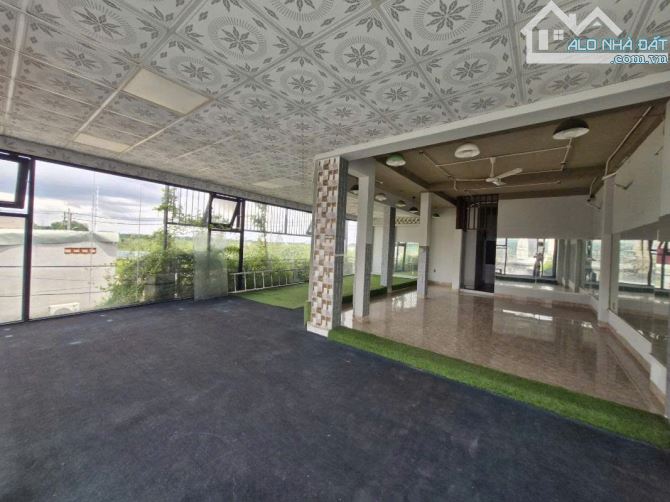 CĂN GÓC MẶT TIỀN GÒ CÁT – NỞ HẬU – DIỆN TÍCH 180M² (NGANG 9M) – PHÚ HỮU - 3