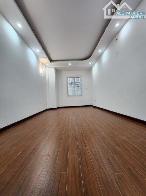 Bán nhà Vĩnh Hưng, gần phố, ngõ thông, gần trường học các cấp DT 40m2, giá bán 6.5 tỷ - 3