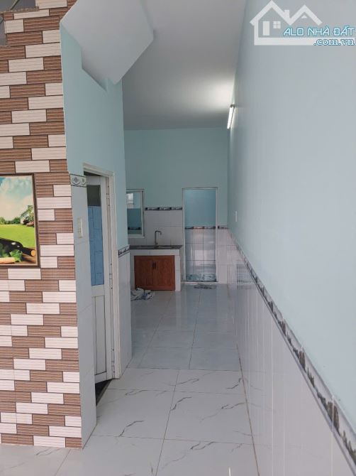 Bán gấp nhà 1 lầu mặt tiền đường ngay sau chợ Đông Thạnh giá 1 tỷ 650 triệu - 3