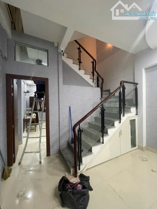 Bán nhà Lê Văn Sỹ Q3, CHDV dòng tiền ổn định, 5 tầng 62m2 - 3