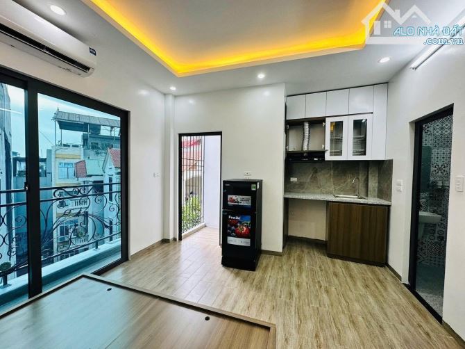 Bán CCMN Cổ Nhuế 45m2 x 7 tầng x 4,5m mặt tiền , ngõ ô tô , 12 phòng gần các trường ĐH - 3