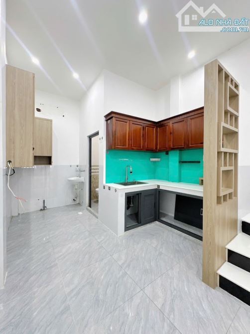 NẮM CHÍNH CHỦ BÁN NHÀ 2 TẦNG HẺM 24 NGUYỄN TRÃI - 3