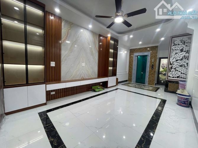 Siêu Hiếm chỉ 7,45 tỷ có ngay nhà thang máy, 6 tầng xây mới,vị trí đẹp cách ô tô chỉ 10m - 3