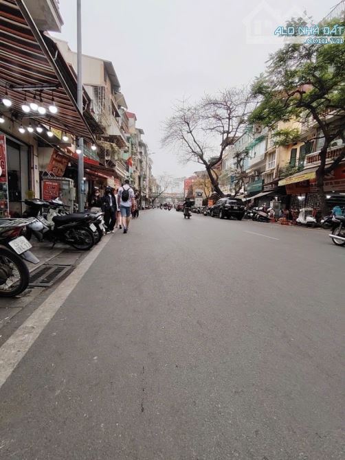 ⭐️BÁN GẤP NHÀ MẶT PHỐ HÀNG KHOAI 180m2 x MT 6M GIÁ 180 TỈ CÓ THƯƠNG LƯỢNG. - 3