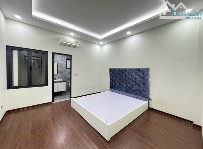 Phân khúc ít nhà - Trương Định - 45m2 - 4 tầng - Nhỉnh 7 tỷ - 30m ra OTO - Ba gác đỗ cửa - 3