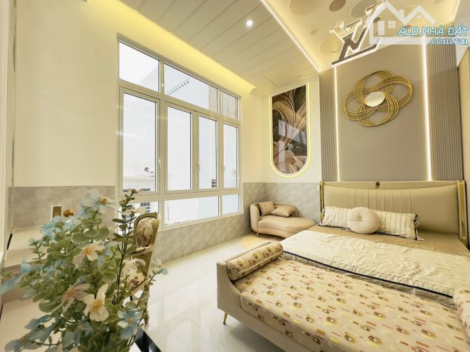 NẮM CHÍNH CHỦ BÁN NHÀ 2 TẦNG MẶT TIỀN ĐƯỜNG XUÂN THỦY - 3