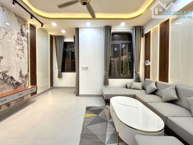 BÁN NHÀ XÂY MỚI 3 TẦNG - Ô TÔ ĐỖ CỬA - Đ. NGÔ ĐỨC KẾ, BÌNH THẠNH - 51M2 (4.8x11) - 8.3 TỶ - 3
