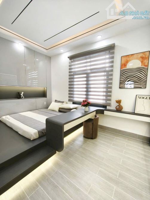 Bán nhà đẹp an phú đông q12 ,sát gò vấp full nội thất 4T đường 12m chỉ hơn 6 tỷ - 3
