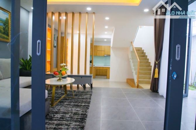 NGUYỄN VĂN ĐẬU BÌNH THẠNH - 100M2 - NGANG 13M BỀ THẾ - 2 TẦNG BTCT - MỚI ĐẸP Ở NGAY. - 3