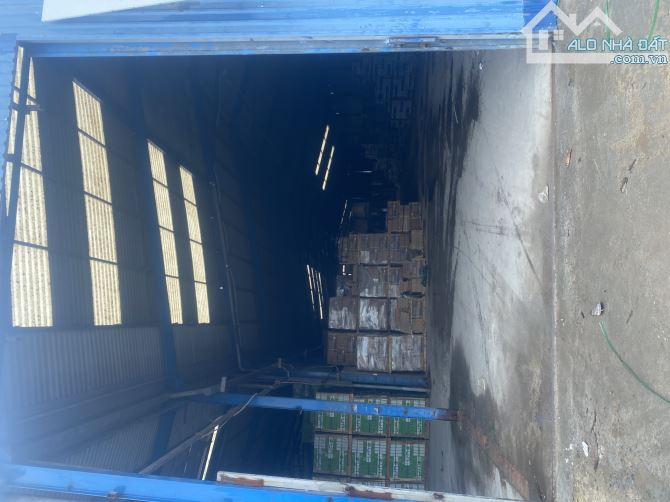 CẦN CHUYỂN NHƯỢNG LẠI - NHÀ XƯỞNG - MẶT TIỀN - DT 1.600M - NGAY ĐƯỜNG DẪN LÊN CAO TỐC - KH - 3