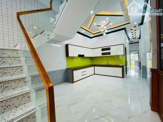 Bán Nhà Trung Tâm Thị Trấn Đức Hòa, 170m2 - 1 Trệt 1 Lầu 3 Phòng Ngủ "Nhà Đẹp Hướng Nam" - 3