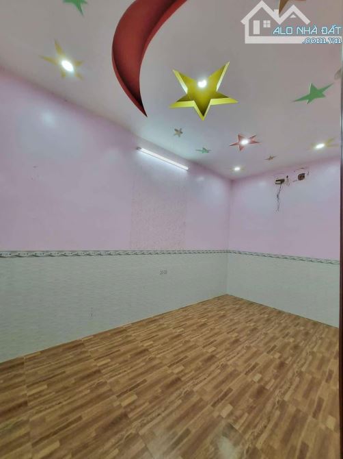 BÁN NHÀ 2 TẦNG MẶT TIỀN ĐƯỜNG SỐ 8 KHU THỚI NHỰT 2 - 3