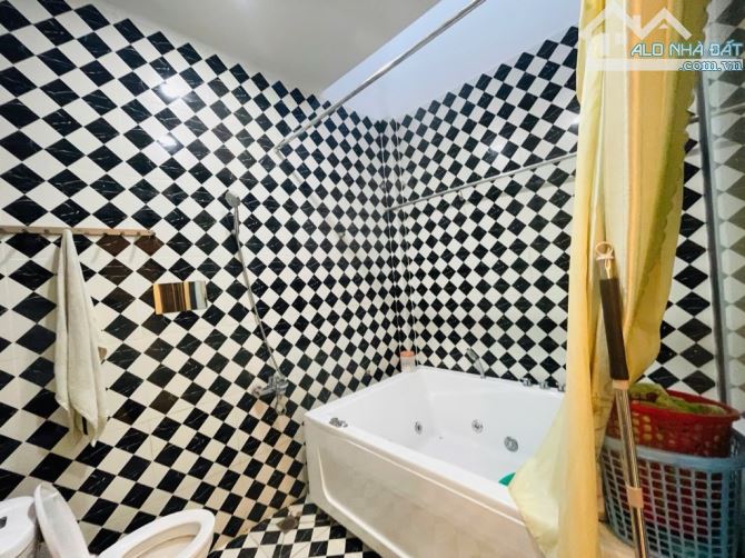 Nhà mới đẹp – 38.5m² ngang 5.7m – Hẻm xe hơi, full nội thất – P10, Tân Bình – Giá 4.9 tỷ - 3