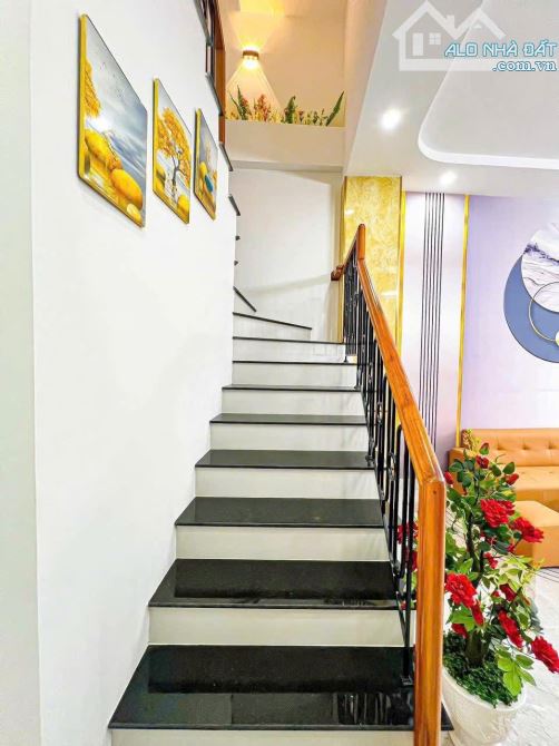 NẮM CHÍNH CHỦ BÁN NHÀ 3 TẦNG PHẠM NGŨ LÃO - 3