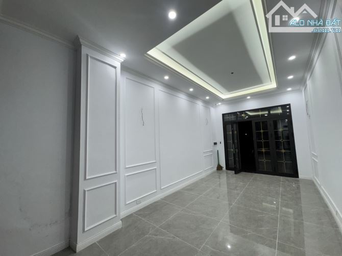 PHÂN LÔ VỈA HÈ Ô TÔ TRÁNH KINH DOANH THANG MÁY Ở SƯỚNG 50M 15,8tỷ có thương  lượng - 3