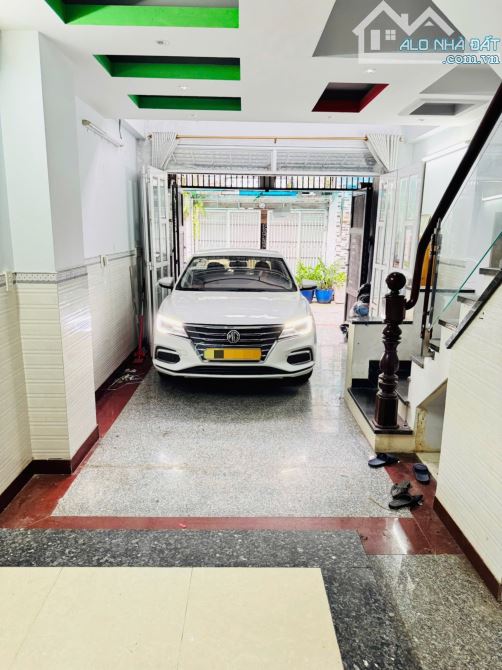 NHỈNH 5 TỶ,CẦN BÁN NHANH NHÀ ĐẸP 5 TẦNG BÙI QUANG LÀ GÒ VẤP,4*10M,DÒNG TIỀN 30 TRIỆU/THÁNG - 3