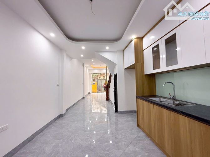 Bán nhà Kim Chung, Hoài Đức 39M 5 Tầng, 5 ngủ, ô tô đỗ gần nhà, view thoáng giá 5 tỷ - 3