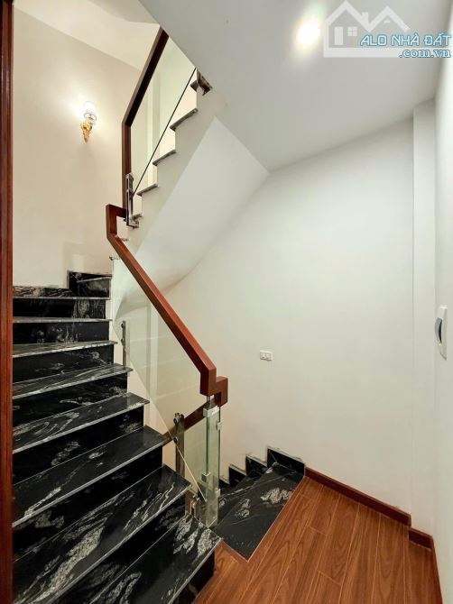 BÁN NHÀ YÊN HÒA –  32 X 5 TẦNG ĐẸP GẦN Ô TÔ – GIÁ CHỈ 7.3TỶ - 4