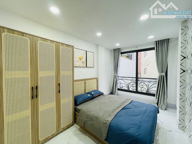 Bán nhà khu phân lô Quận 1- 4 Tầng Mới- Sổ hồng riêng hoàn công đủ- Chỉ 4 tỷ x - 4