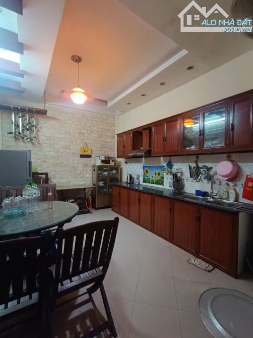 BÁN GẤP NHÀ CÁCH PHỐ QUAN NHÂN 15M, THANH XUÂN. 43M² – 4 TẦNG – 8,7 TỶ - 4