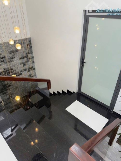 Bán nhà 3 tầng đường Nguyễn Hiến Lê-NTP- Hoà Xuân - 4