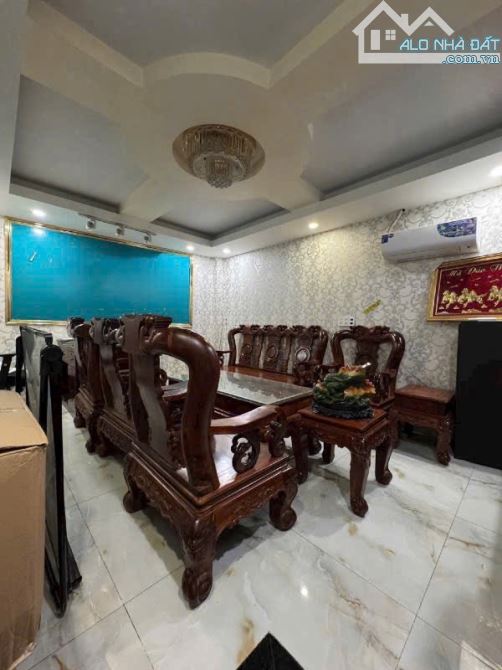 SIÊU PHẨM 4 TẦNG MẶT TIỀN KINH DOANH HIỆP THÀNH Q12 GIÁ RẺ NHƯ TRONG HẺM. - 4