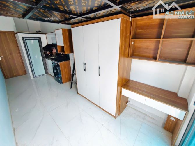 Siêu phẩm cân hộ dịch vụ Nguyễn Văn Trỗi HD. 80m2 24 phòng máy giặt 140 triệu tháng 7% - 4