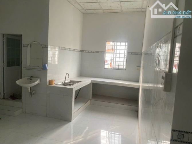 bán gấp căn nhà tại xuân thới thượng 24,hóc môn ,100m2,985 triệu, sổ hồng riêng - 4