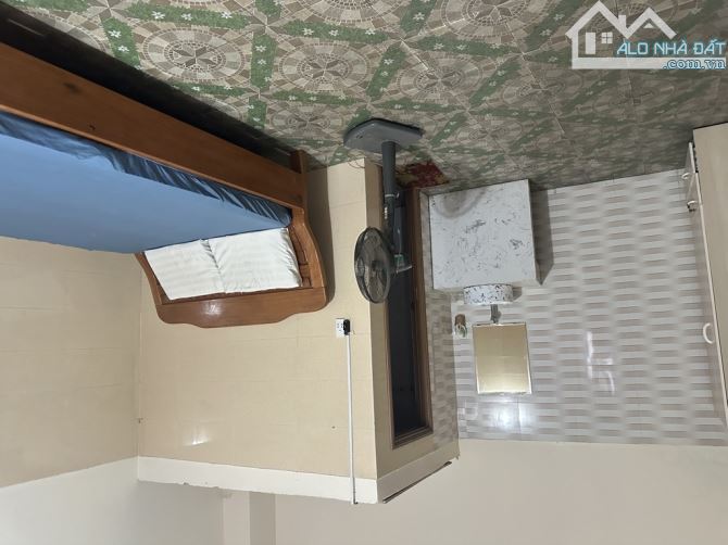 BÁN TÒA NHÀ NGHỈ 12 PHÒNG – ĐANG KHAI THÁC 20TR/THÁNG – SÁT TRỤC THĂNG LONG - 4