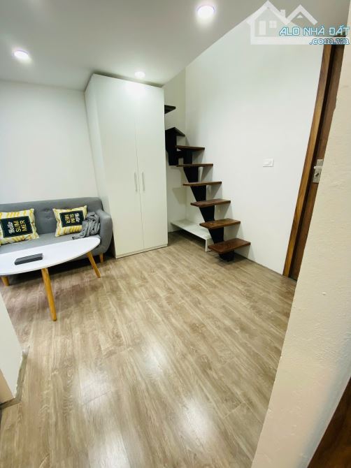 Cho Thuê CCMN Ngõ 235 Yên Hoà Cầu Giấy 30m2 Gác Xép Ban Công Thang Máy Full Đồ Gần Chợ Lớ - 4