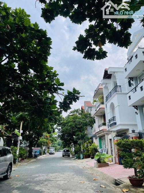 Bán BIỆT THỰ VƯỜN bên sông HIỆP BÌNH CHÁNH THỦ ĐỨC DT: 160m2 Giá 17.5 Tỷ - 4