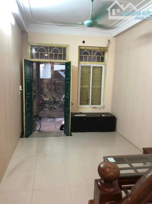 CHO THUÊ NHÀ NGUYÊN CĂN NGÕ 155 CẦU GIẤY, DT 30M2 X 4 TẦNG, 3 NGỦ, GIÁ 10 TRIỆU. - 4