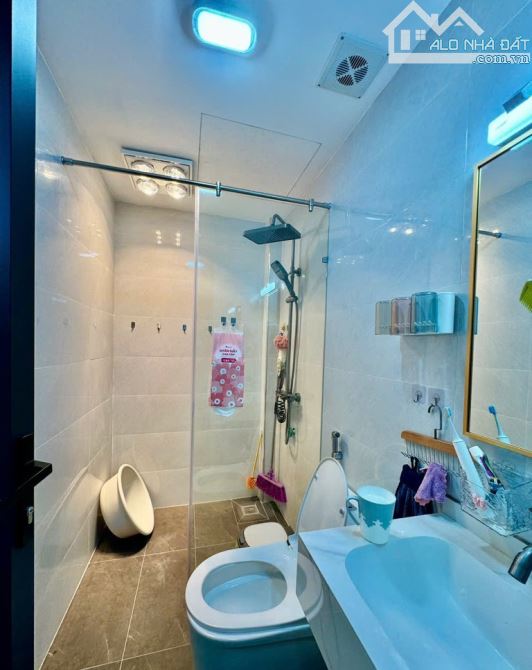 BÁN NHÀ 7 TẦNG TẠI ĐƯỜNG HỒ TÙNG MẬU - Ô TÔ VÀO NHÀ - VÀI BƯỚC RA Ô TÔ TRÁNH - 4
