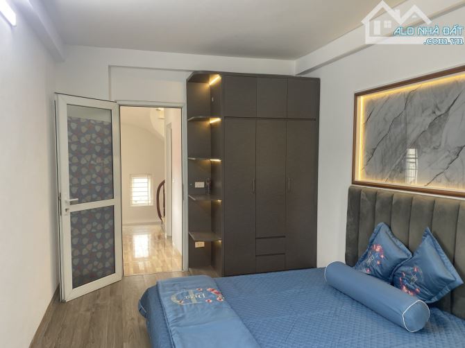 TRƯƠNG ĐỊNH , 39M2 x 5T MỚI , 3 GÁC ĐỖ CỬA , NGÕ THÔNG , 3 THOÁNG , 6,35 TỶ - 4