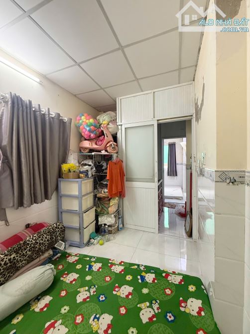 Nhỉnh 3 tỷ - Hẻm Ô tô, Kinh Doanh Ngay Chợ Bùi Minh Trực Q8, 4 tầng ở ngay. - 4