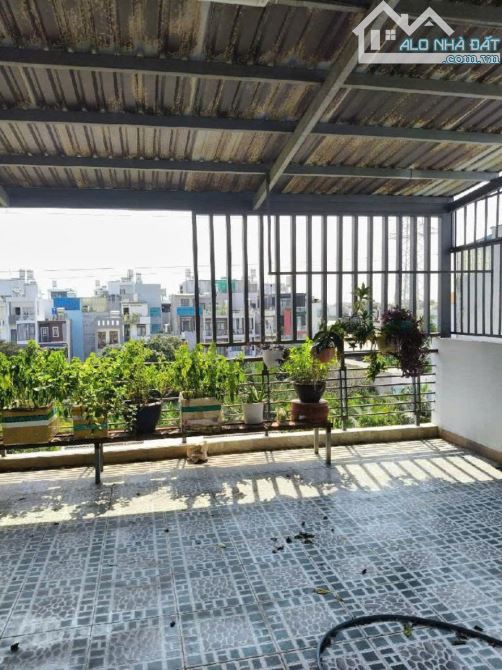 Nhà Vuông 4 tầng Xe hơi tránh 115m2 – Thạnh Lộc 16 Q12 - 4