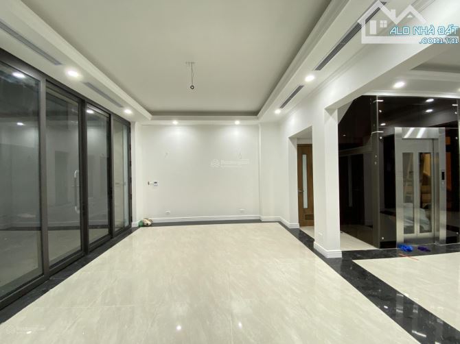 Cho thuê nhà mặt phố 7 tầng tại Him Lam Vạn Phúc, 100m2 mặt bằng, đẹp, nhiều tiện ích - 4
