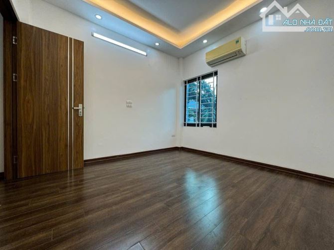 📍📍 Nhà mới 5 tầng -- hoàn thiện đẹp - Ô tô vào tận cửa  tại Phụng Châu 📐DT 32m2 TK 4tần - 4