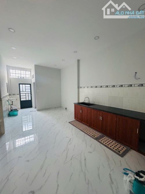 NHÀ ĐẸP 2 TẦNG 64M2(4X16)-CƯ XÁ PHÚ LÂM A-GIÁ 6.1 TỶ - 4