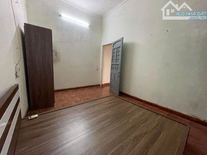 NHÀ CHẤT GIÁ ĐẦU TƯ – ĐƯỜNG PHÚC LỢI - 64M2 - Ô TÔ ĐỖ CỬA - 10M Ô TÔ TRÁNH, VỈA HÈ - 4