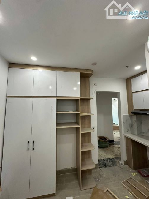 Bán CCMN Pháo Đài Láng, Đống Đa, 50m2, 7 tầng, mặt tiền 8.5m, giá 15.9 - 4