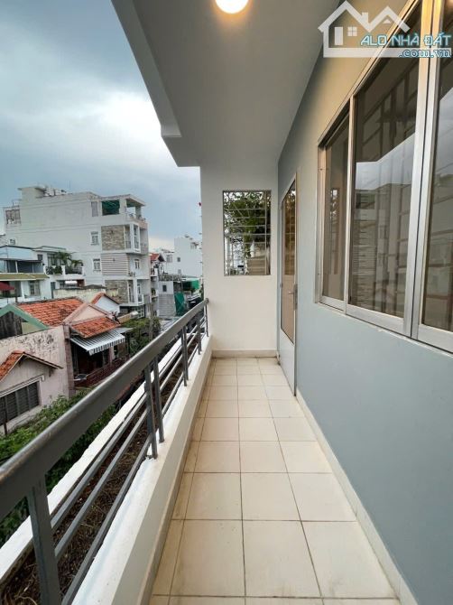 NHÀ MẶT TIỀN GIÁ HẺM - PHÚ NHUẬN - 60m2 - 4 TẦNG - 13 TỎI - 4