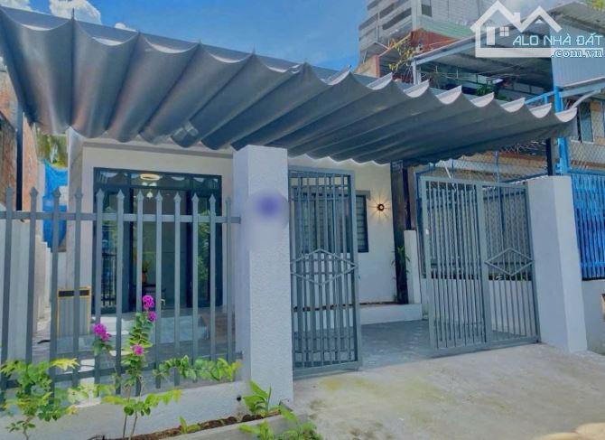 Bán Bán Bán Gấp Căn nhà ở Tân Phú Trung Củ Chi 157m2 900triệu Sổ Hồng riêng Bao Phí - 4