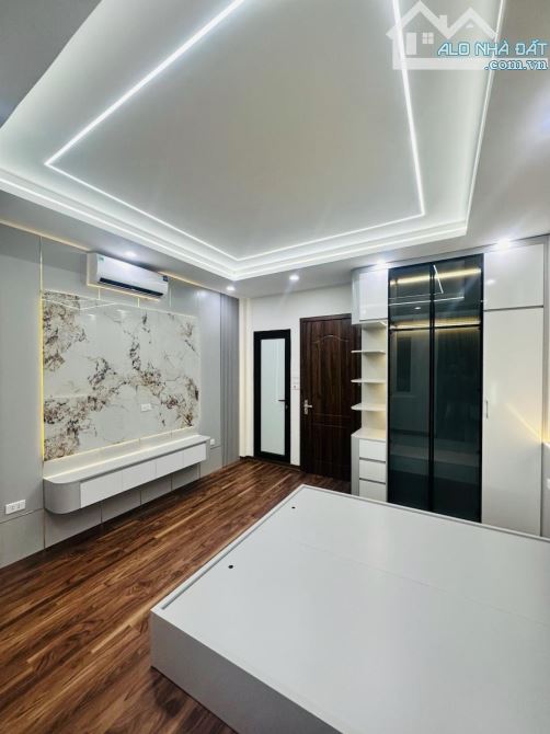 CỰC HOT NHÀ Ở HỒ TÙNG MẬU MỚI TINH NGÕ NGẮN NGAY CẦU VƯỢT MAI DỊCH - 4