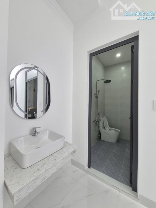 NHÀ ĐẸP 2 TẦNG HẺM 100 AMAKHE - CÁCH NGÃ SÁU 500M - 4